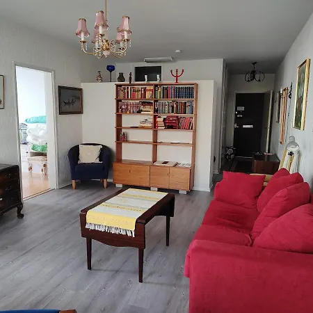 Cozy Nest, Apartement In The Center Of